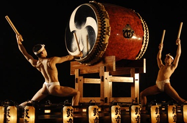 Шоу японских барабанщиков Drum Tao