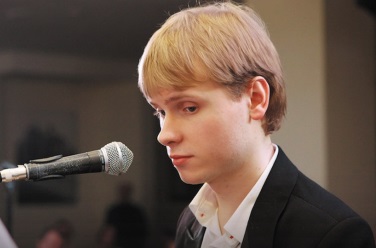 Олег Аккуратов, фото